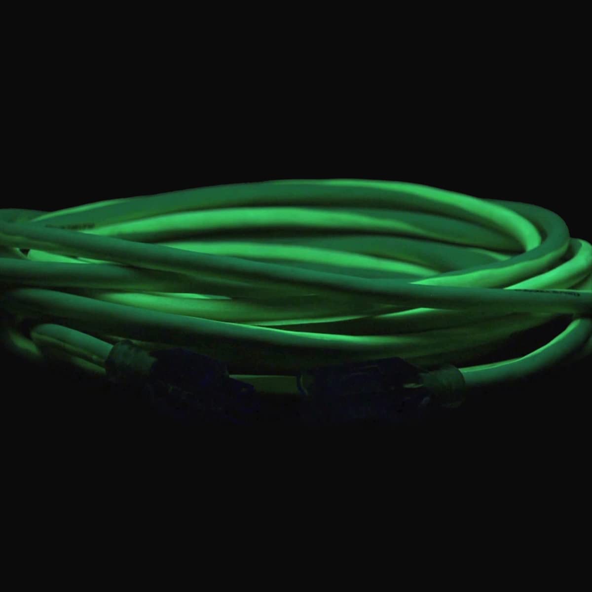 12/3 AWG SJTW 100 ft. Lighted Plug Indoor/Outdoor Extension Cord Z504