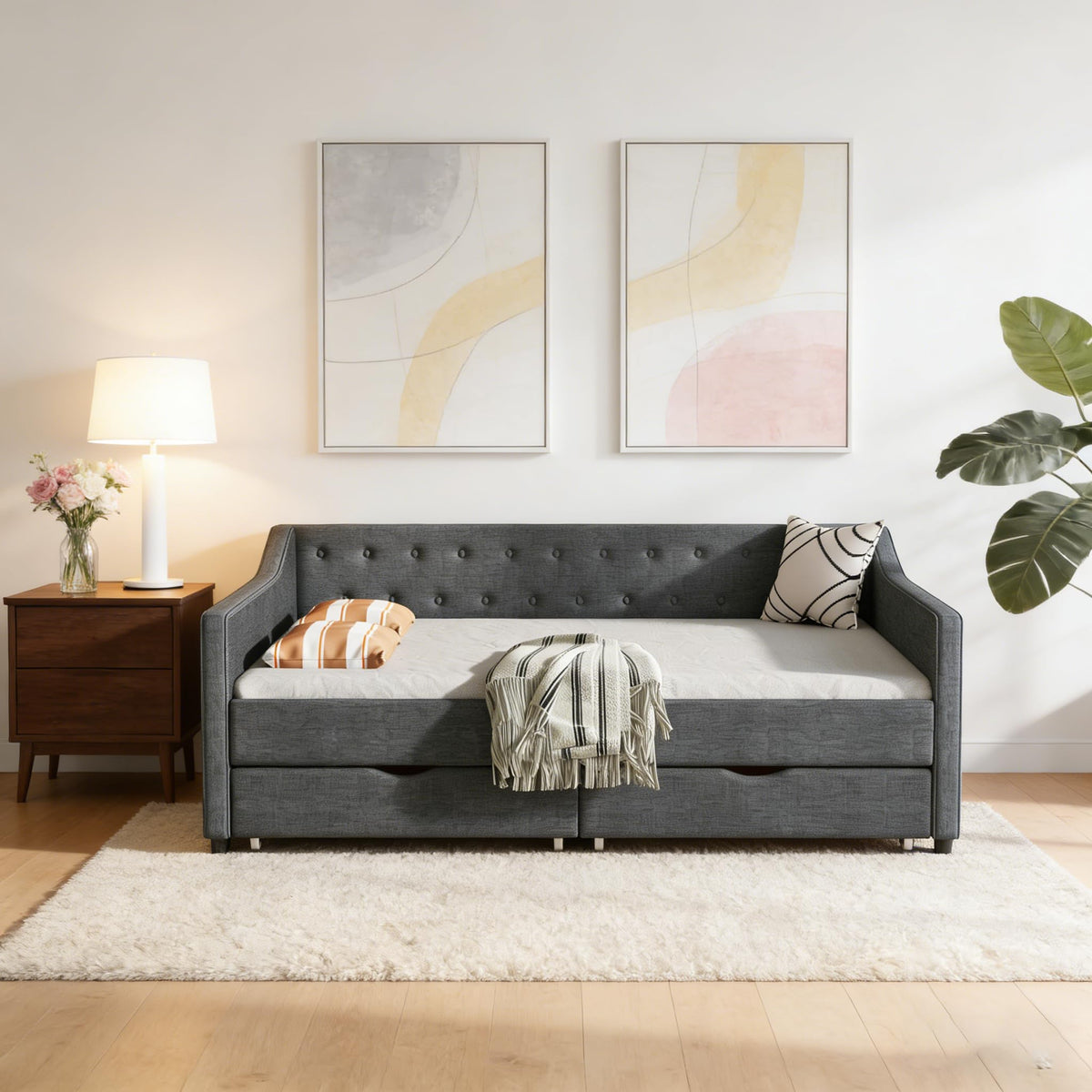Upholstered Twin Size Daybed with Drawers Q12321