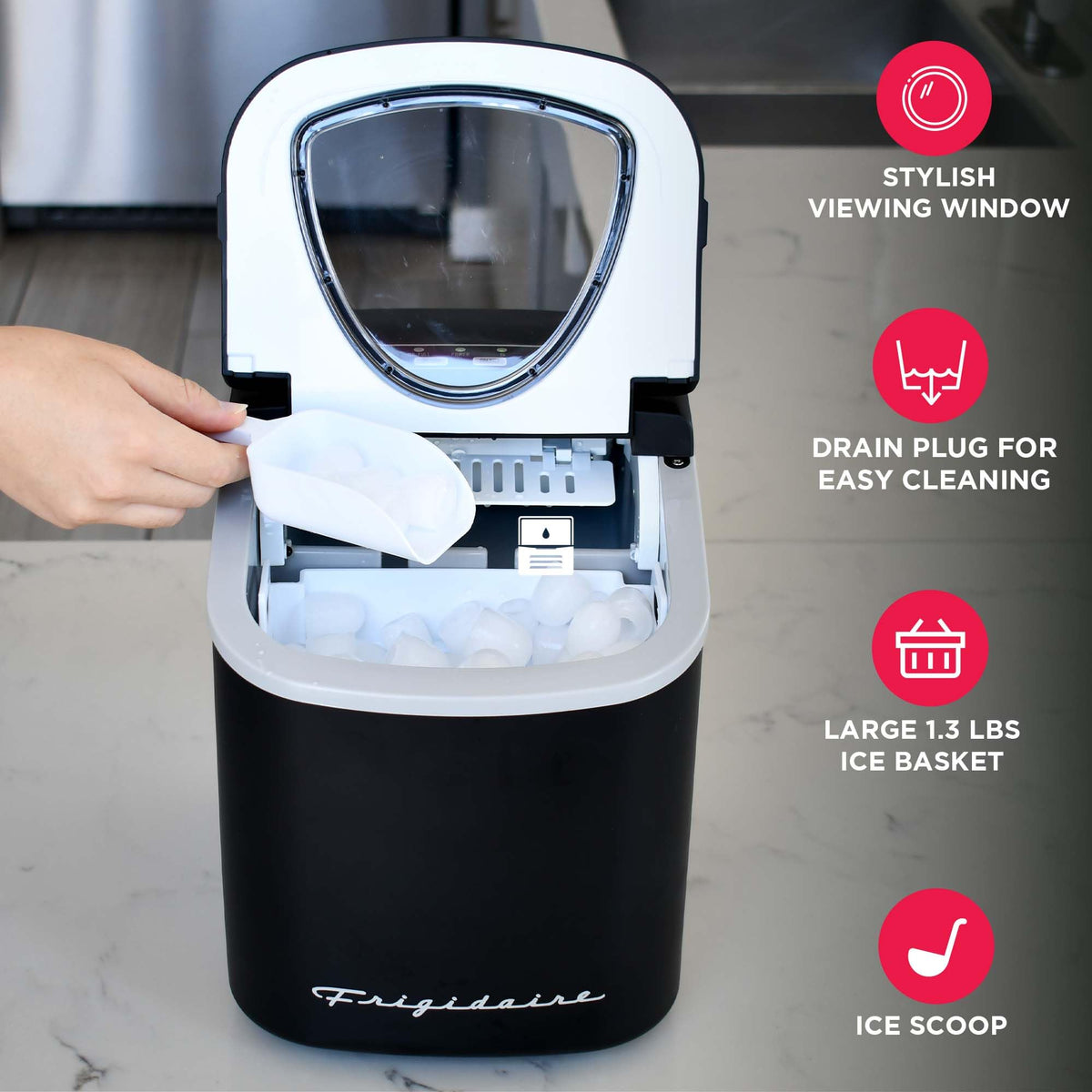 Compact Countertop Ice Maker 26 lb per Day Black D6785