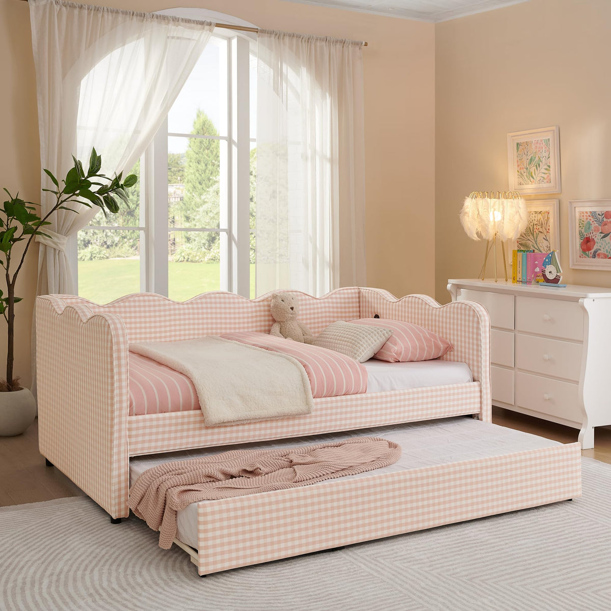 Pink Twin Size Gingham Daybed with Trundle P64833