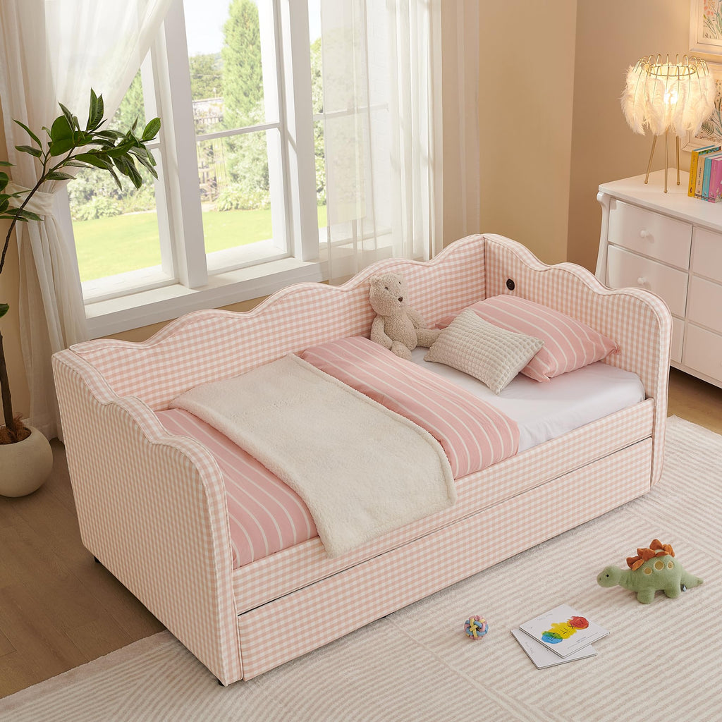 Pink Twin Size Gingham Daybed with Trundle P64833