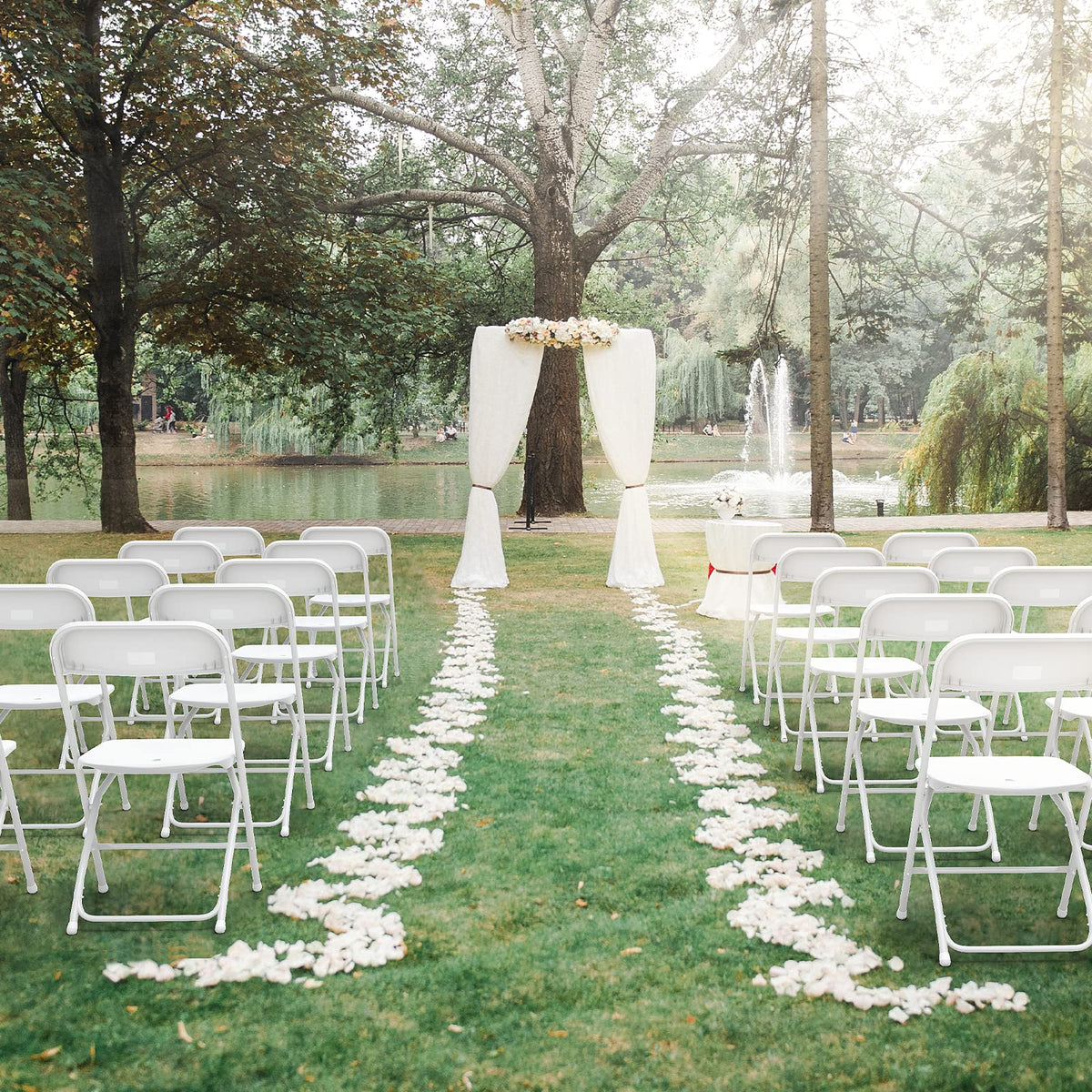 White Plastic Folding Chairs, Set of 2, Steel Frame L7394